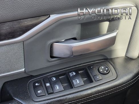 Used 2021 RAM 2500 Big Horn image 26