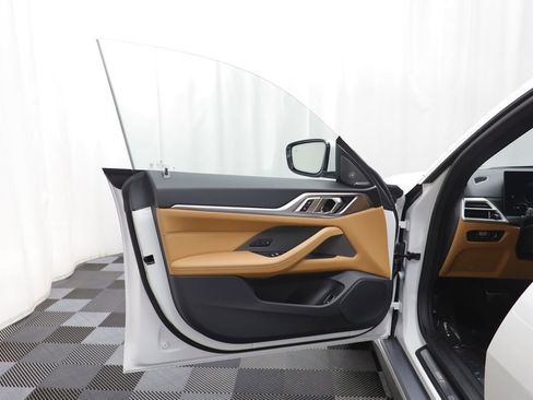 New 2026 BMW i4 xDrive40i w/ Premium Package AWD/4WD image 5