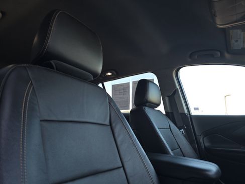Used 2020 GMC Terrain SLT AWD/4WD image 18