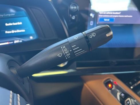 Used 2025 Chevrolet Corvette Stingray Preferred Conv w/ Z51 Performance Package image 18