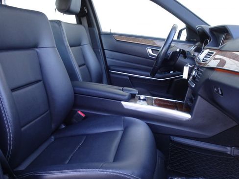Used 2015 Mercedes-Benz E 350 4dr Sdn E 350 Sport 4MATIC image 13