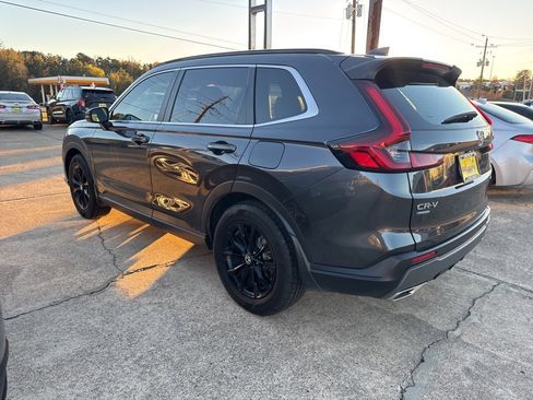 Used 2024 Honda CR-V Sport image 4