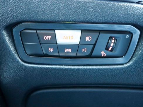 Used 2019 BMW 330i Sedan image 30