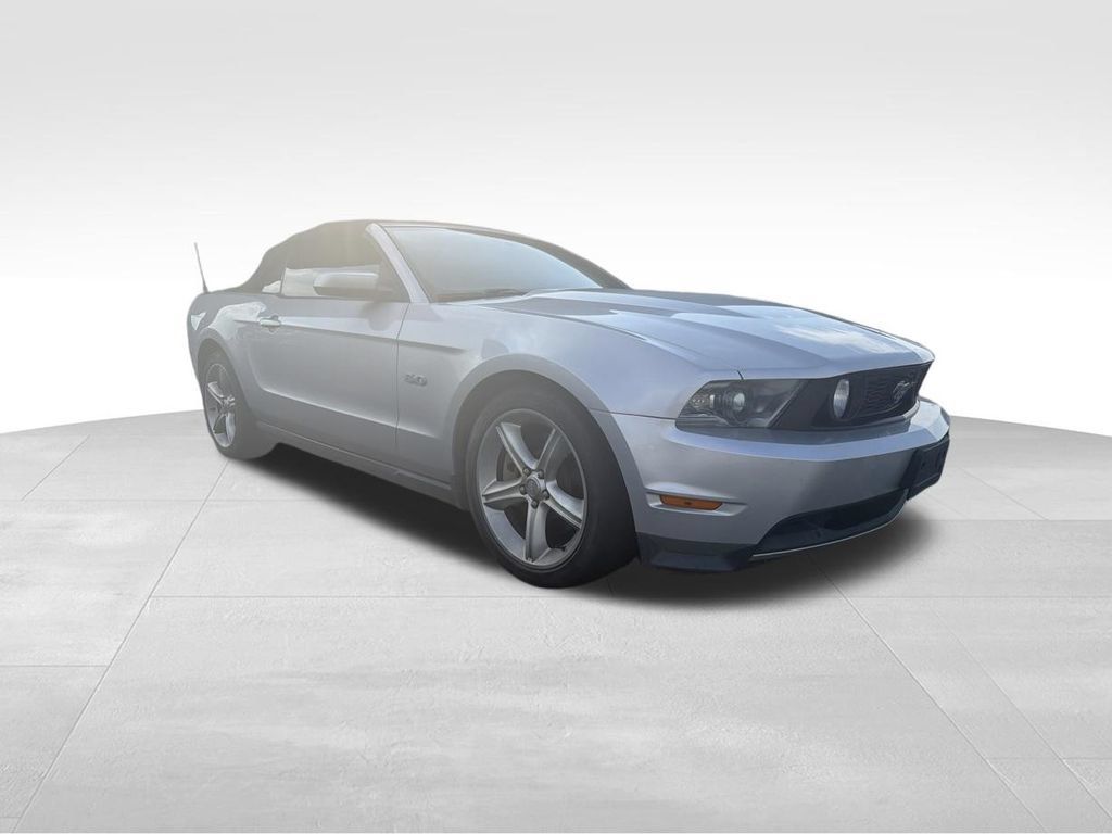 Used 2012 Ford Mustang GT Premium w/ Electronics Pkg RWD image 1