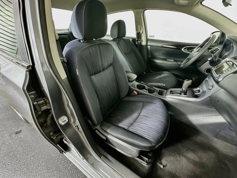 Used 2016 Nissan Sentra SV FWD image 28