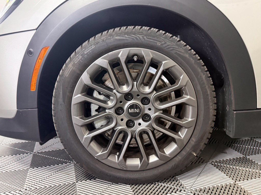 Used 2025 MINI Cooper S FWD image 9