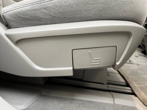 Used 2017 Buick Enclave Convenience FWD image 24