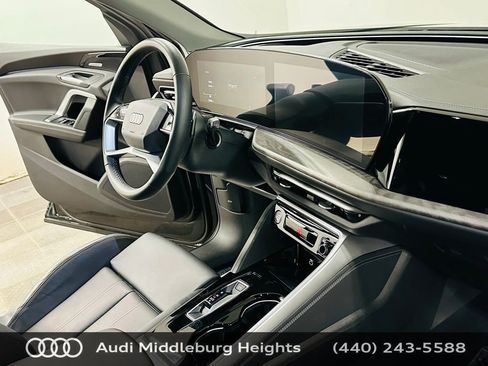 Certified 2025 Audi Q5 Premium w/ Premium Plus AWD/4WD image 9