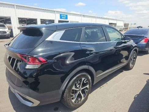 Used 2023 Kia Sportage EX FWD image 4