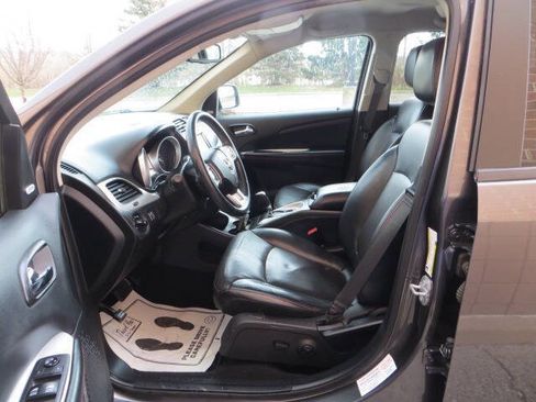 Used 2019 Dodge Journey GT image 22