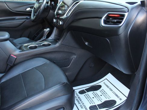 Used 2018 Chevrolet Equinox Premier image 19