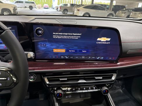 New 2026 Chevrolet Traverse RS image 23