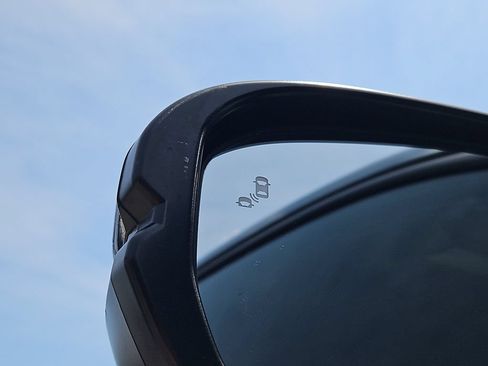 Used 2024 Honda HR-V Sport image 19