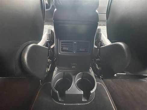 Used 2017 Mercedes-Benz G 550 Squared image 22