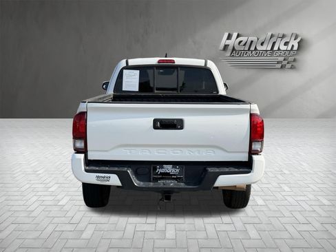 Used 2021 Toyota Tacoma SR w/ SR Convenience Package RWD image 9