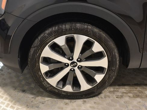 Used 2021 Kia Telluride S image 35