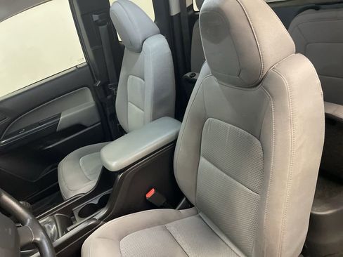Used 2016 Chevrolet Colorado W/T image 15