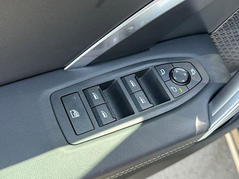 Certified 2025 BMW X1 xDrive28i AWD/4WD image 16