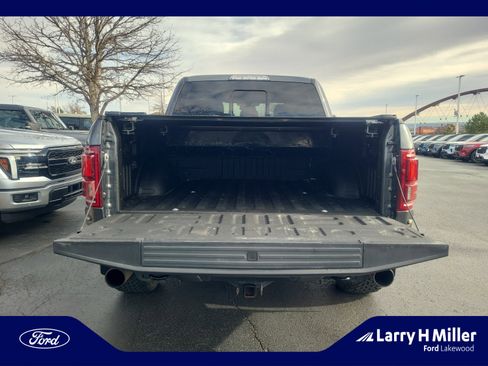 Used 2018 Ford F150 Raptor w/ Equipment Group 802A Luxury image 33