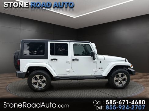 Used 2018 Jeep Wrangler Unlimited Sahara AWD/4WD image 1