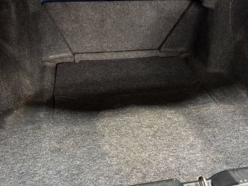 Used 2002 Honda Accord VP image 8