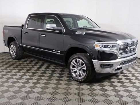 Used 2022 RAM 1500 Limited w/ Off-Road Group image 2