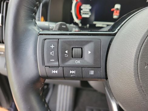 Certified 2022 Nissan Pathfinder Platinum w/ Cargo Package image 31