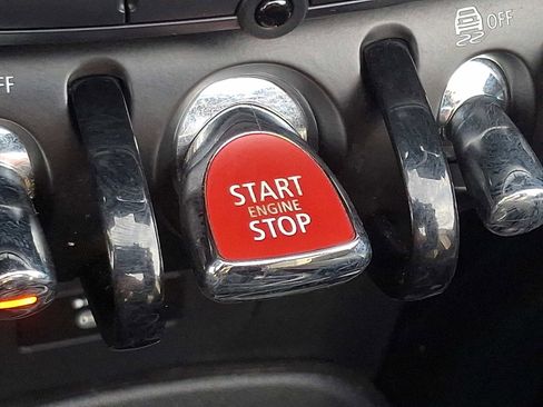 Used 2022 MINI Cooper S image 24