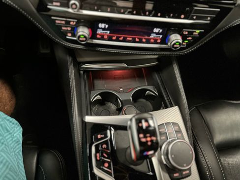 Used 2020 BMW M5 w/ Executive Package image 28