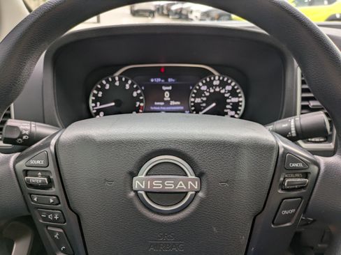 Used 2023 Nissan Frontier SV AWD/4WD image 25
