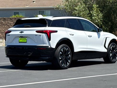 Used 2024 Chevrolet Blazer EV RS AWD/4WD image 11