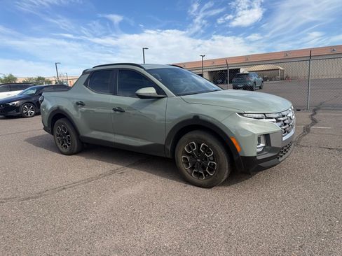 Used 2023 Hyundai Santa Cruz SEL w/ Activity Package image 3