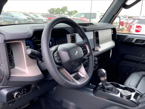 New 2026 Ford Bronco Outer Banks AWD/4WD image 8