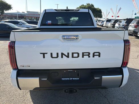 Used 2025 Toyota Tundra Limited AWD/4WD image 4