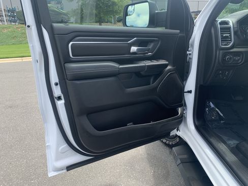 Used 2025 RAM 1500 Big Horn AWD/4WD image 14