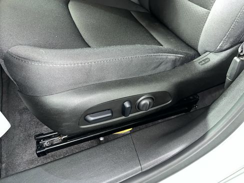 Used 2024 Chevrolet Malibu LT FWD image 14