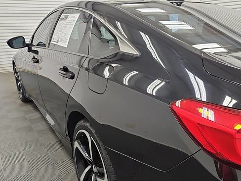 Used 2020 Honda Accord Sport image 7