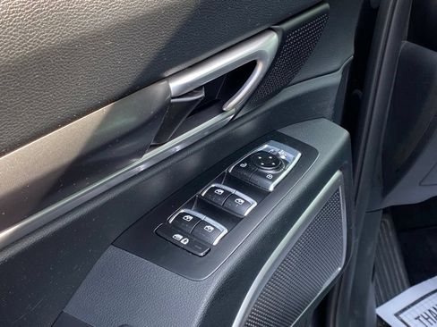 Used 2025 Kia Telluride S AWD/4WD image 11
