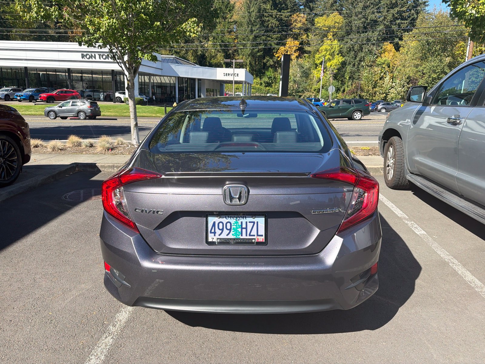 Used 2016 Honda Civic Touring image 8