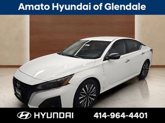 Used 2025 Nissan Altima 2.5 SV FWD video 1