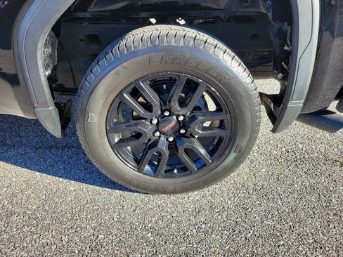 Used 2023 GMC Sierra 1500 Elevation image 8