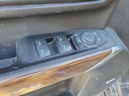 Used 2020 Chevrolet Silverado 2500 High Country image 17