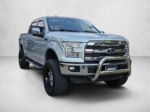 Used 2016 Ford F150 Lariat w/ Equipment Group 502A Luxury image 3