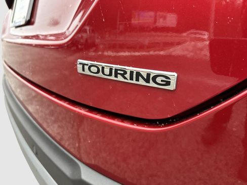 Certified 2025 Honda Pilot Touring image 47