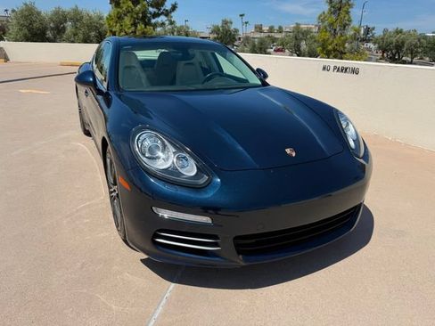Used 2016 Porsche Panamera 4S w/ Premium Package Plus AWD/4WD image 17