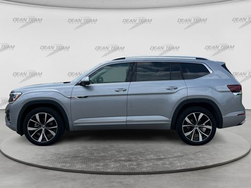 Certified 2026 Volkswagen Atlas SEL Premium R-Line AWD/4WD image 4