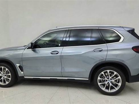 Used 2026 BMW X5 sDrive40i image 4