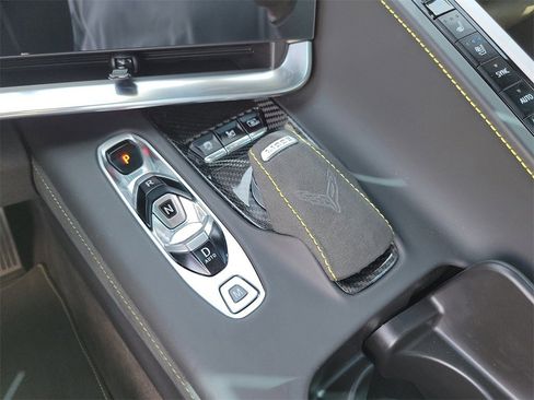 Used 2022 Chevrolet Corvette Stingray Premium Cpe image 17