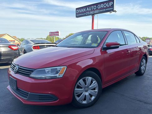 Used 2013 Volkswagen Jetta SE FWD image 1