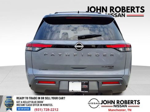 New 2026 Nissan Pathfinder Platinum AWD/4WD image 17